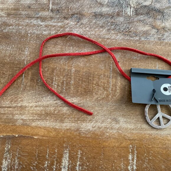 Pre-owned Hippie Peace Sign costume accesories perfect for this Halloween Season - Picture 9 of 9